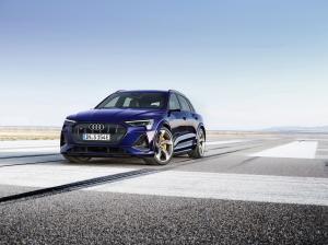Audi e-tron S 2020 года  (WW)
